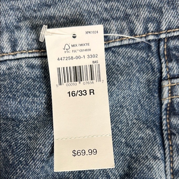 GAP Women’s Blue Denim Jeans - Picture 5 of 6